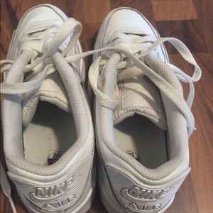 Boys nike air max size 6